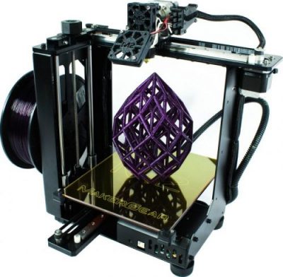Reviewing the MakerGear M2 3D Printer