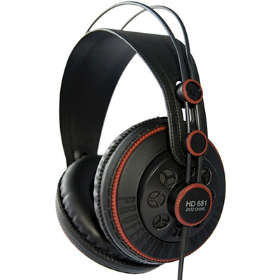 Superlux HD 681