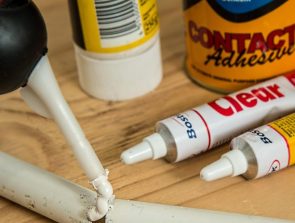 What is the Best Glue to Use for 3D Printing?