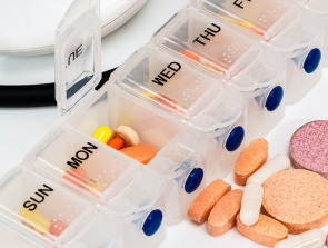6 Best Automatic Pill Dispensers of 2019