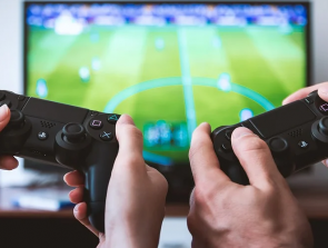 6 Best Controllers for Steam in 2020