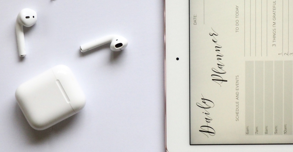 Airpods Pro and Airpods 2 vs Beats Pro