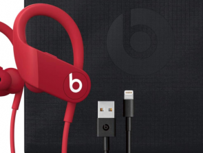 Headphones Comparison: Beats Powerbeats 4 vs. Beats Powerbeats3