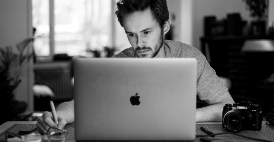 How to Become a Digital Forensic Investigator