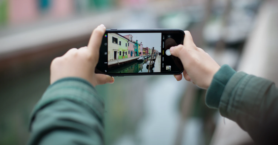How to Make 360-Degree Videos Using Your Phone