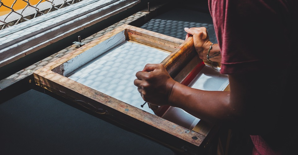 How to Screen Print T-Shirts Professionally