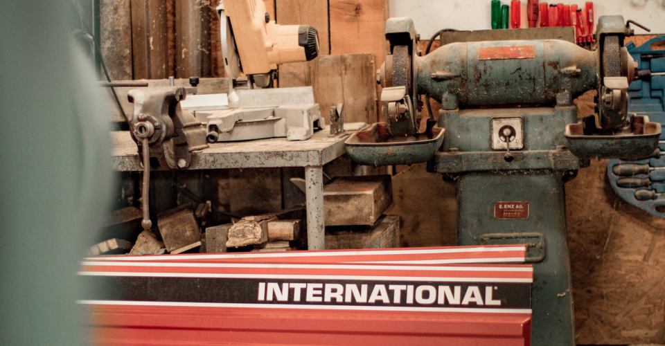 Lathe Vs. Mill – How They Are Different and Which One to Use