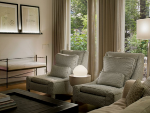 Philips Hue vs. C by GE: Which is the Better Smart Lighting System?