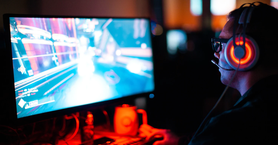 The 5 Best Gaming Glasses in 2020