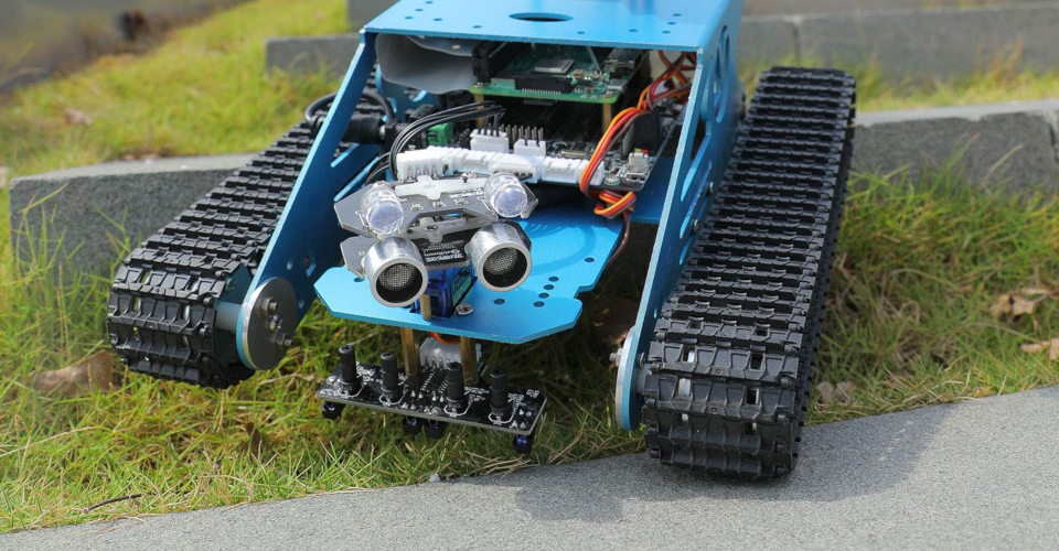 5 Best Programmable Robots Kits for Kids and Adults