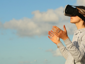 The History of VR: When was it created and who invented it?