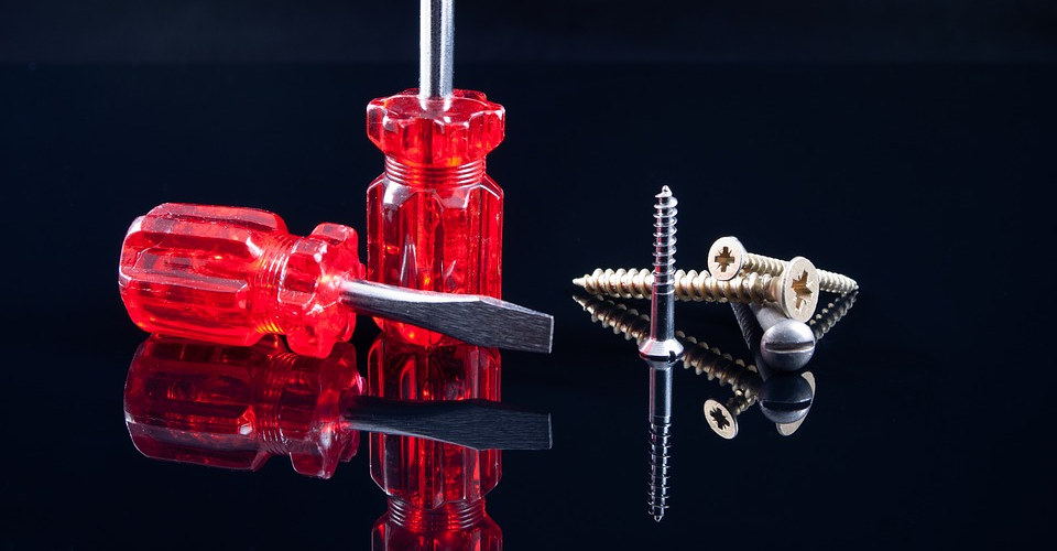 What are Thread Forming Screws? Use Cases and Advantages