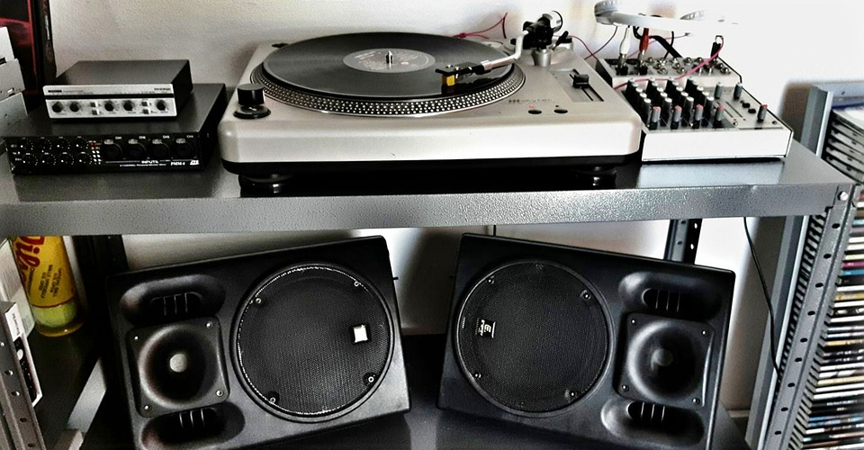 What is a phono preamp