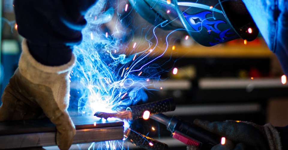 Which Industries Use Fiber Lasers?